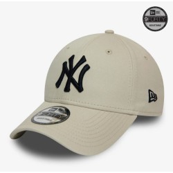 Grey New York Yankees Essential 9FORTY Adjustable Cap