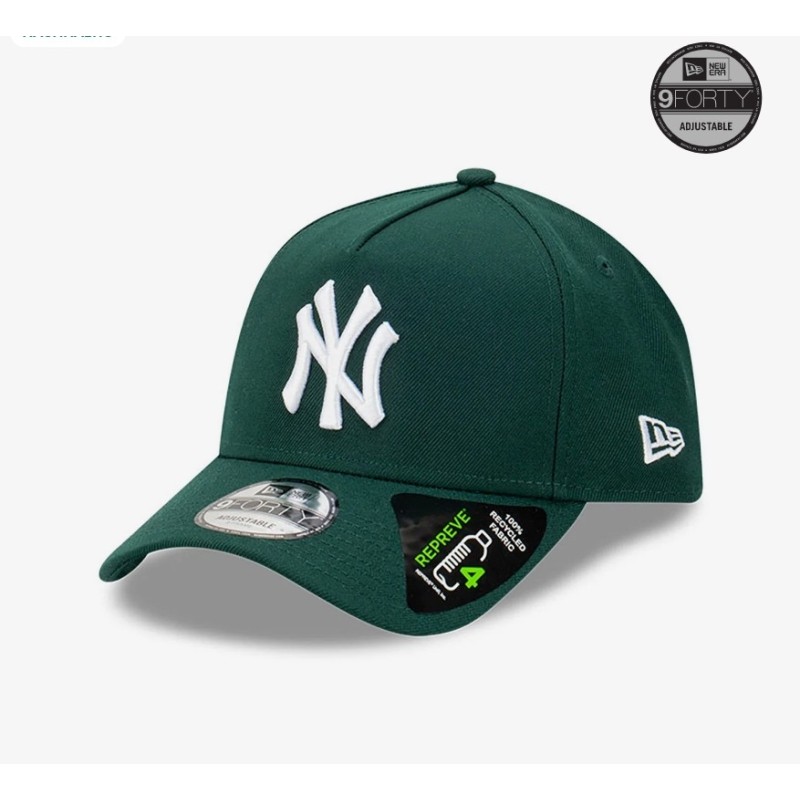 Dark Green New York Yankees Repreve 9FORTY A-Frame Cap